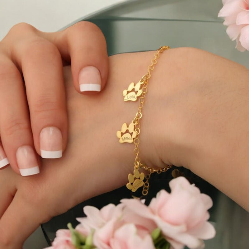 Personalised Engraved Bracelet with Claw Pendant