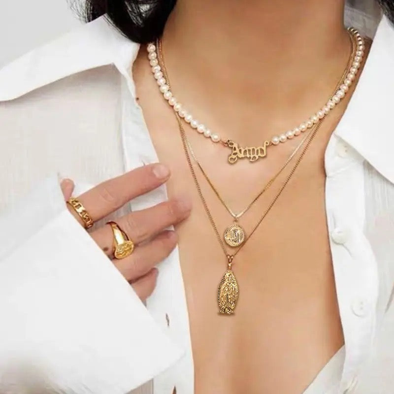 Pearl Chain Name Necklace with Statement Charm